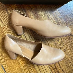 Rachel Comey Alvaro d’orsay cutout heels nude 9